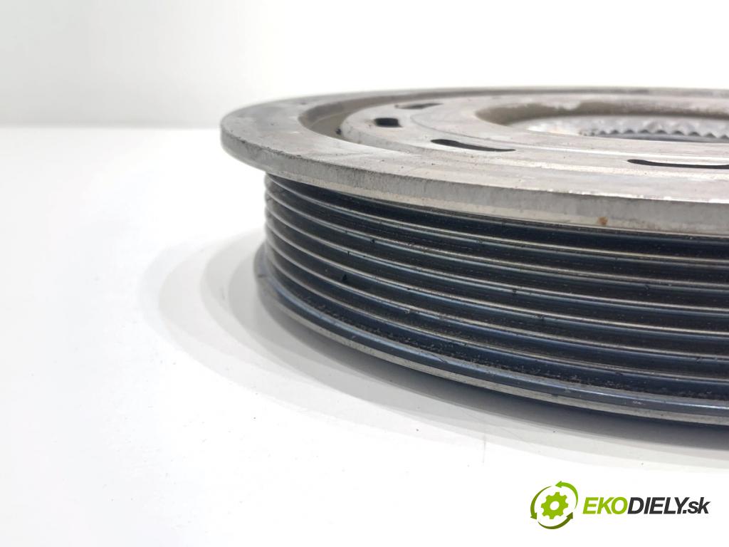 VOLVO XC60 II SUV 2020 173 kW B5 Mild-Hybrid AWD 1969 koleso kolesová hriadeľa 32253160 (Remenica)