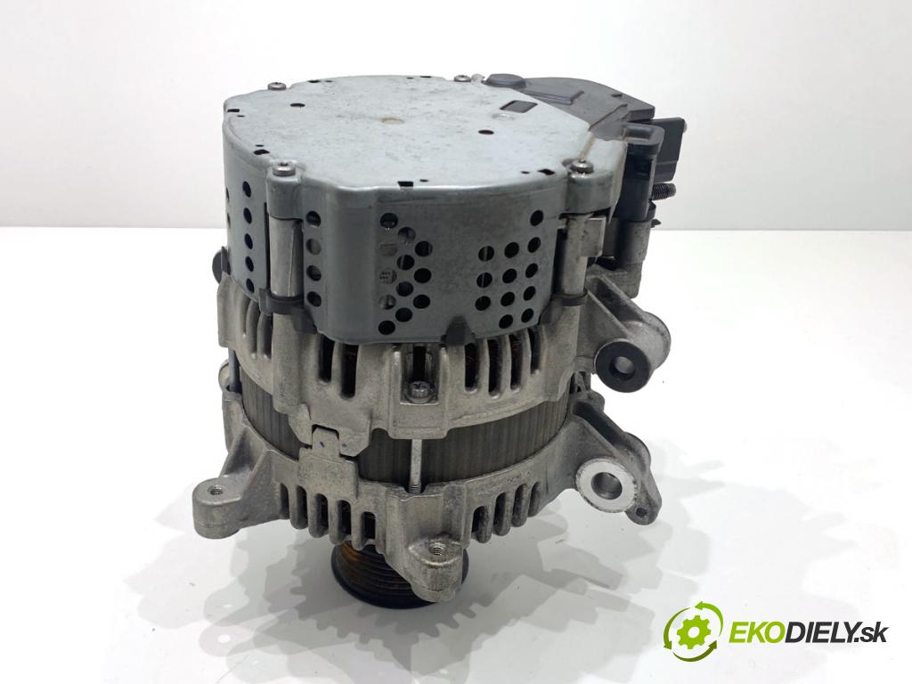 VOLVO XC60 II SUV 2020 173 kW B5 Mild-Hybrid AWD 1969 Alternátor 32300720 (Alternátor)