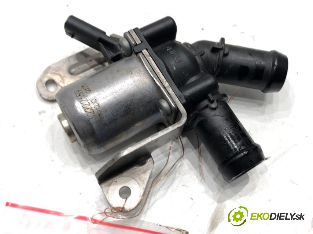 VOLVO XC60 II SUV 2020 173 kW B5 Mild-Hybrid AWD 1969 DALŠÍ: Pumpa vody 32222659 (Vodná pumpa)