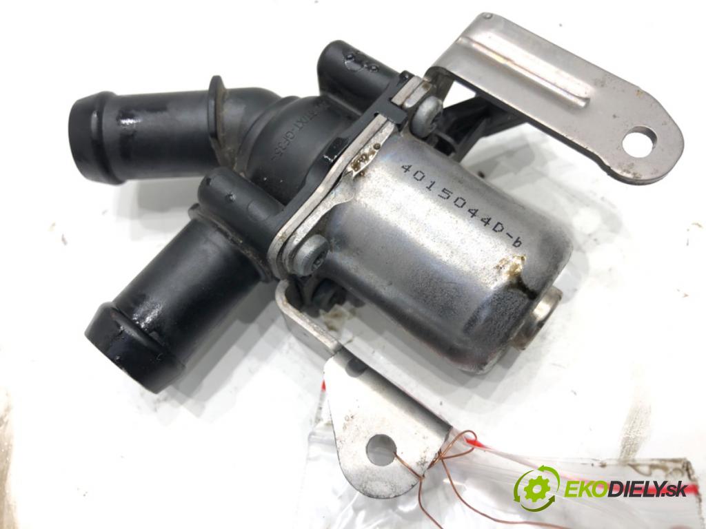 VOLVO XC60 II SUV 2020 173 kW B5 Mild-Hybrid AWD 1969 DALŠÍ: Pumpa vody 32222659 (Vodná pumpa)