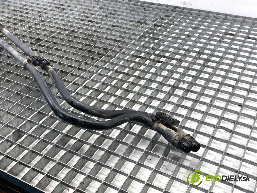 PEUGEOT 3008 SUV 2021 147 kW Hybrid4 (M45GBU) 1598 Rúra vody 9838767280