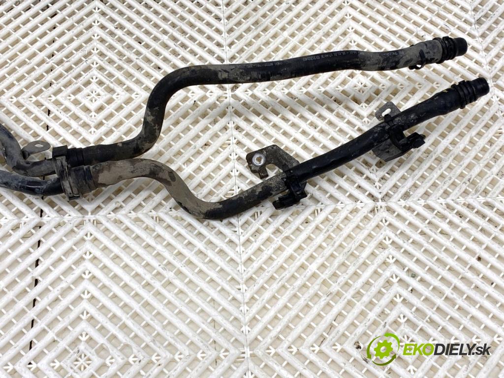 PEUGEOT 3008 SUV 2021 147 kW Hybrid4 (M45GBU) 1598 Rúra vody 10548000465