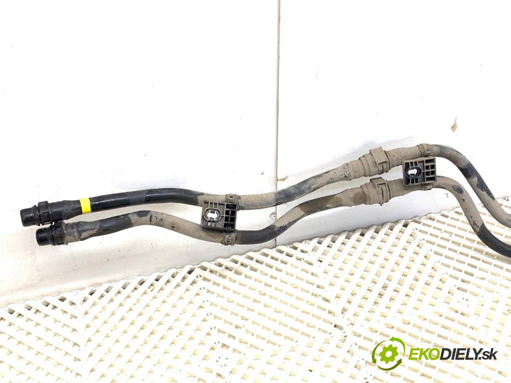 PEUGEOT 3008 SUV 2021 147 kW Hybrid4 (M45GBU) 1598 Rúra vody 10548000465