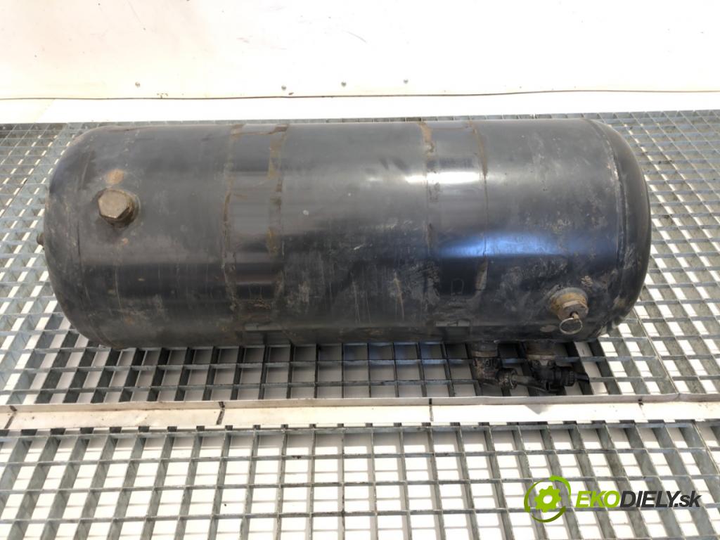 RENAULT TRUCKS T Platforma / podwozie 2020 338 kW T460 338 kW [460 KM] olej napędowy 2013 - 2022 10837 Nádržka nádrž vzduchu 7423055790