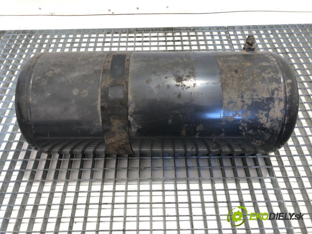 RENAULT TRUCKS T Platforma / podwozie 2020 338 kW T460 338 kW [460 KM] olej napędowy 2013 - 2022 10837 Nádržka nádrž vzduchu 7423055790