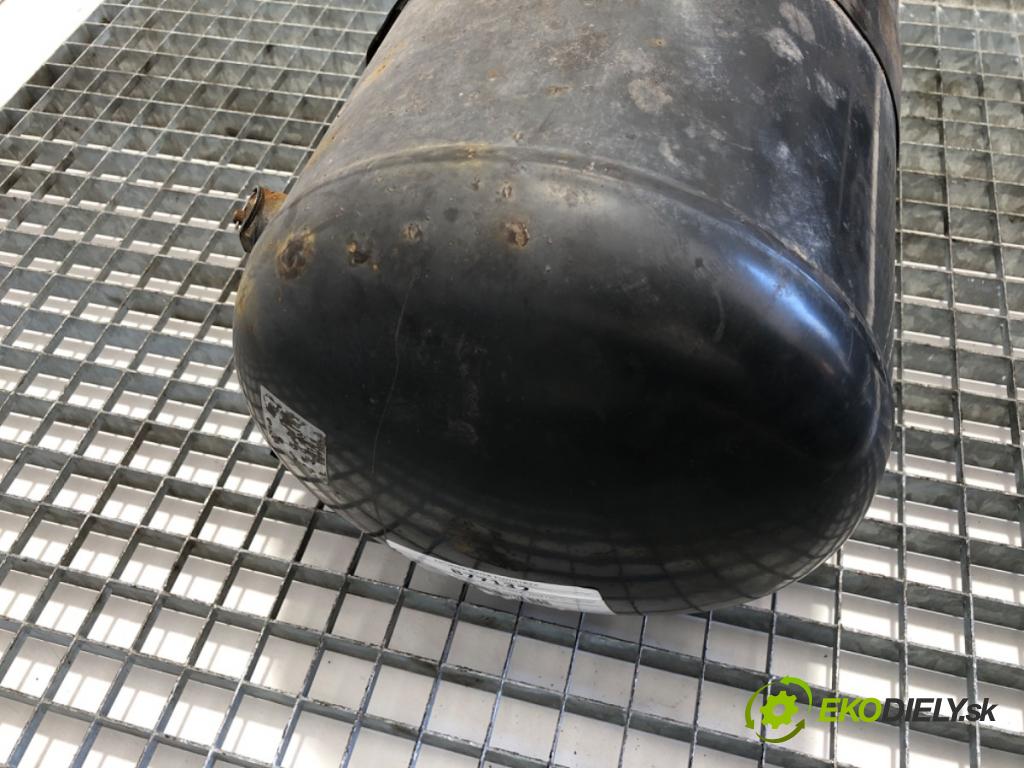 RENAULT TRUCKS T Platforma / podwozie 2020 338 kW T460 338 kW [460 KM] olej napędowy 2013 - 2022 10837 Nádržka nádrž vzduchu 7423055790