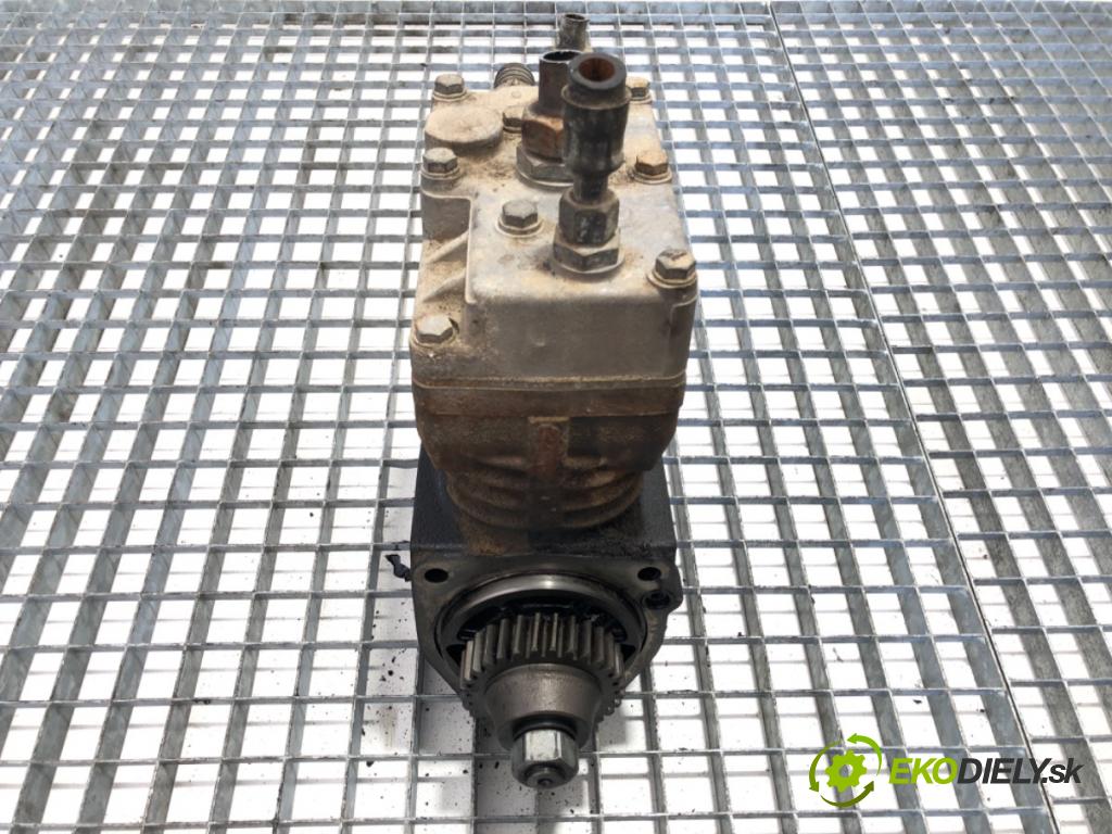 RENAULT TRUCKS PREMIUM Platforma / podwozie 1997 219 kW Route 300.16 219 kW [298 KM] olej napędowy 1996 - 2022 9839 Kompresor Kompresor vzduchu REB01496