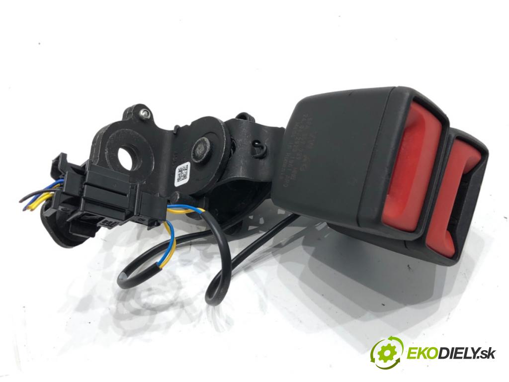 CUPRA FORMENTOR SUV 2023 228 kW 2.0 TSI 4Drive 1984 WPINKI Pinka PASA zadní část 5FA857739