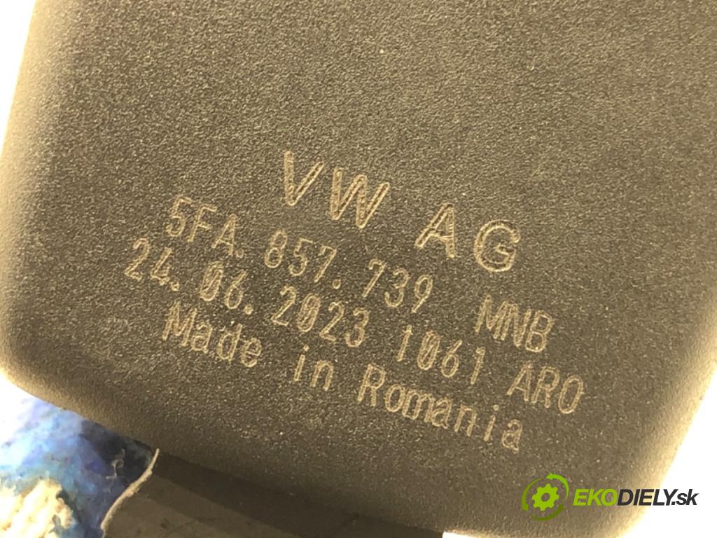 CUPRA FORMENTOR SUV 2023 228 kW 2.0 TSI 4Drive 1984 WPINKI Pinka PASA zadní část 5FA857739