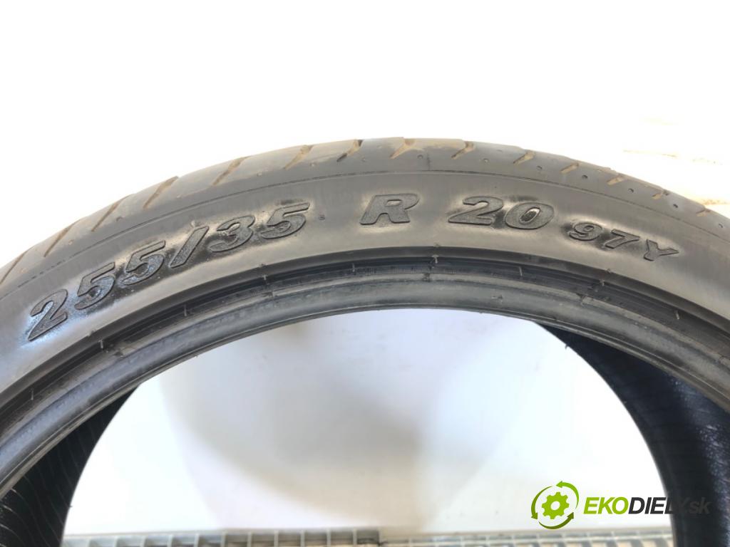 --- ---      PNEUMATIKA: 1X 255/35 20" PIRELLI