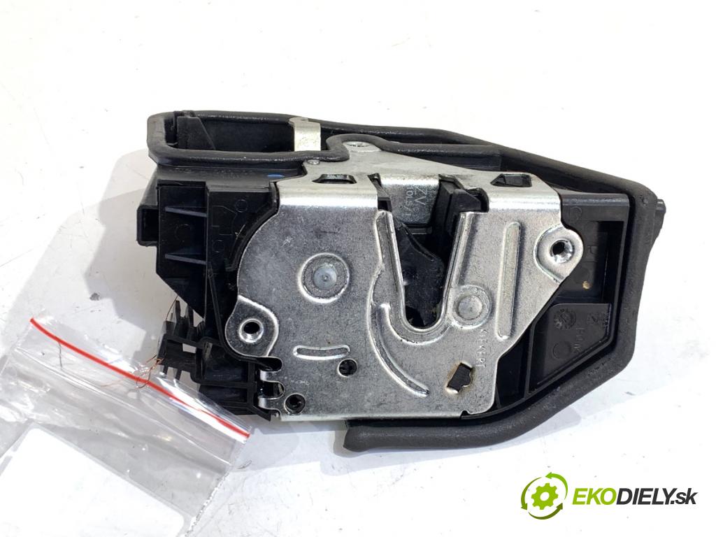 BMW F34 liftback 2015 140 kW 320 d 1995 zámok Dvere pravy predný 7229458