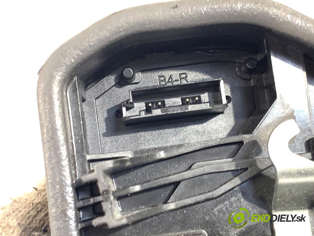 BMW F34 liftback 2015 140 kW 320 d 1995 zámok Dvere pravy predný 7229458