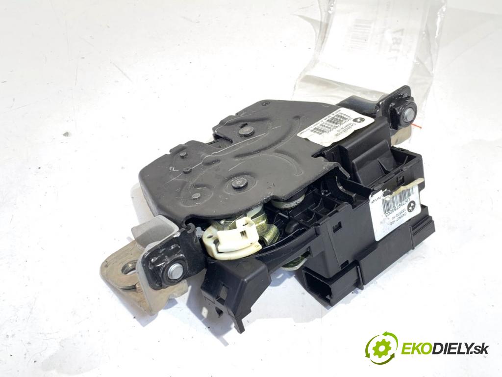 BMW F34 liftback 2015 140 kW 320 d 1995 zámok dverí zad 7397630