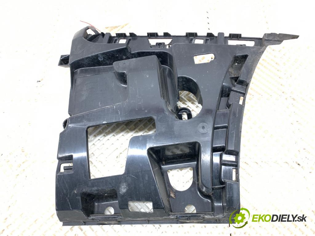 BMW F34 liftback 2015 140 kW 320 d 1995 úchyt nárazníka pravý zadní část 7293776