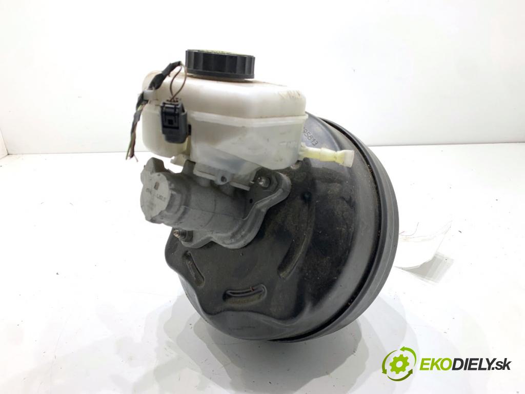 BMW F34 liftback 2015 140 kW 320 d 1995 Posilovač bŕzd 6798422