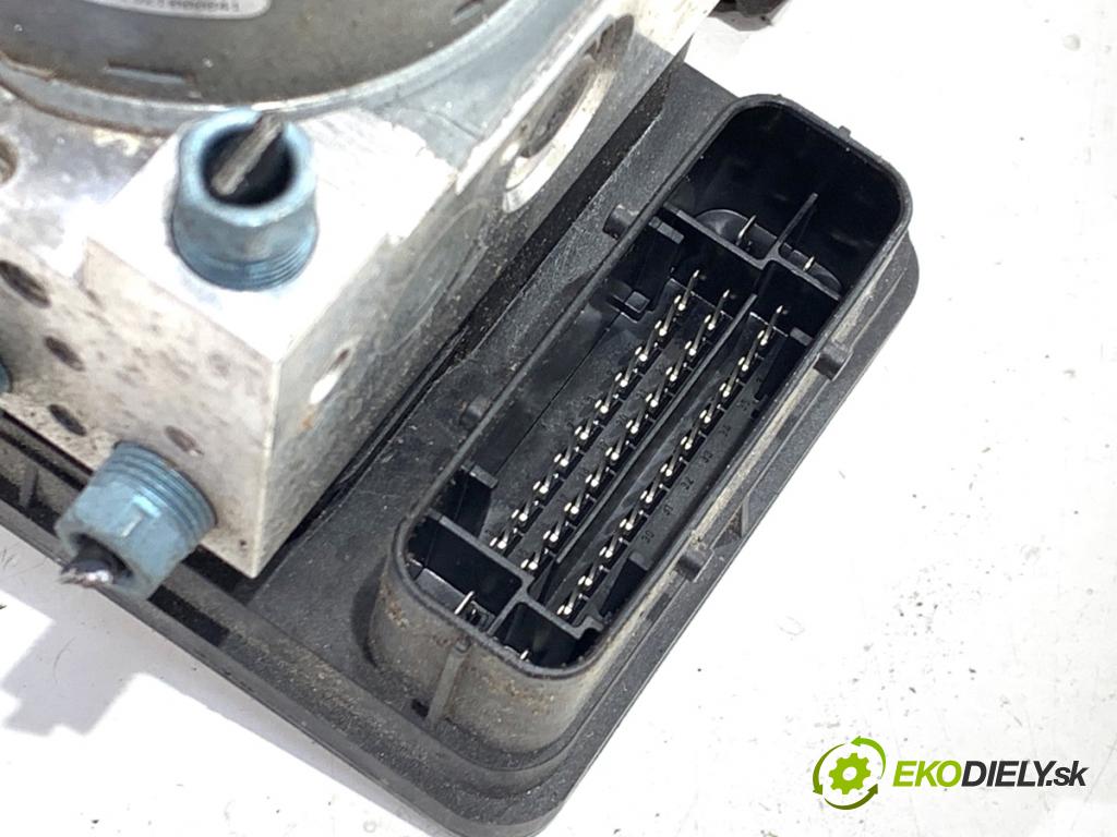 BMW F34 liftback 2015 140 kW 320 d 1995 Pumpa ABS 6871111 (Pumpa ABS)