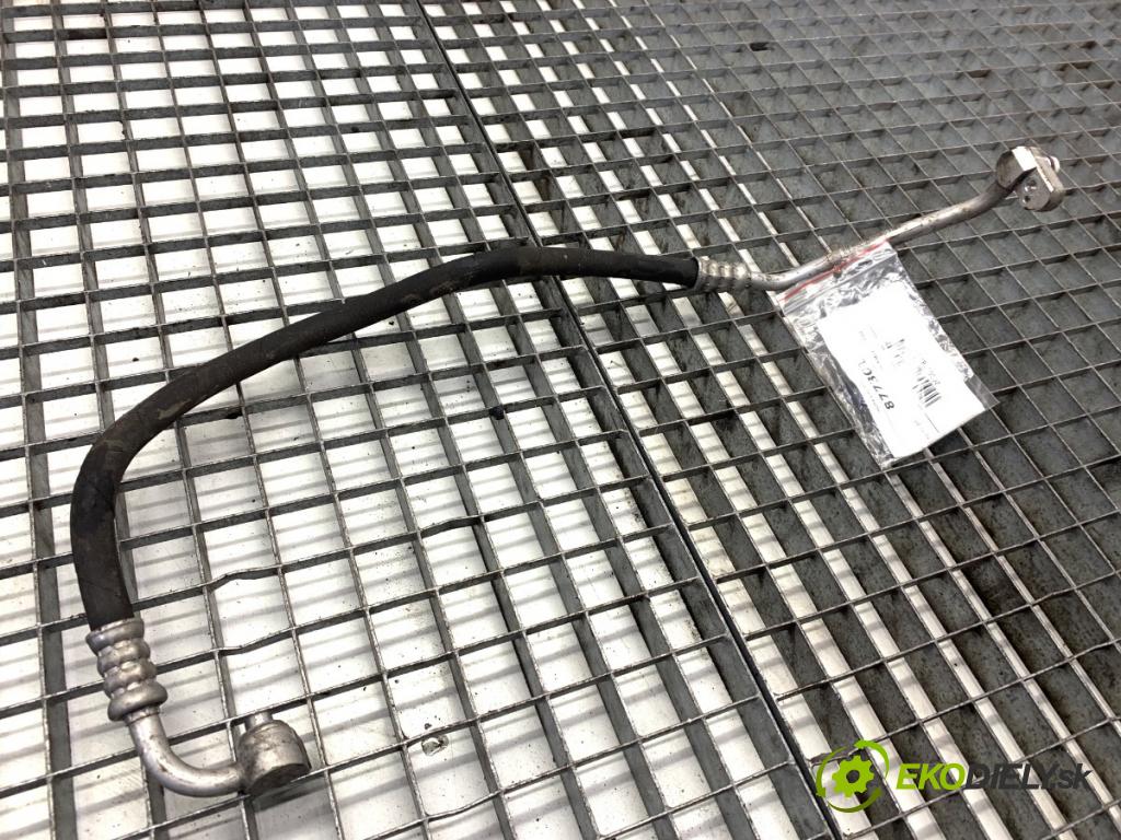 BMW F34 liftback 2015 140 kW 320 d 1995 rúrka klimatizácie 9337129 (Rúrka klimatizácie)