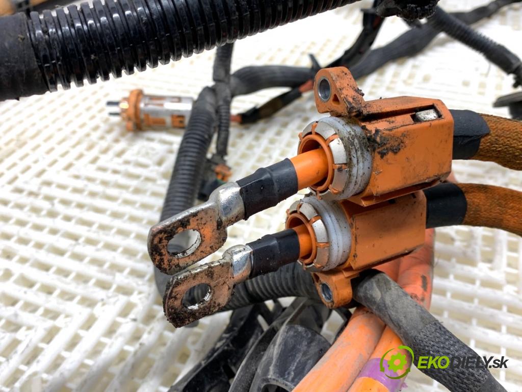 PEUGEOT 3008 SUV 2021 147 kW Hybrid4 (M45GBU) 1598 Rúrka vysokého NAPÄTIA: 9835370280