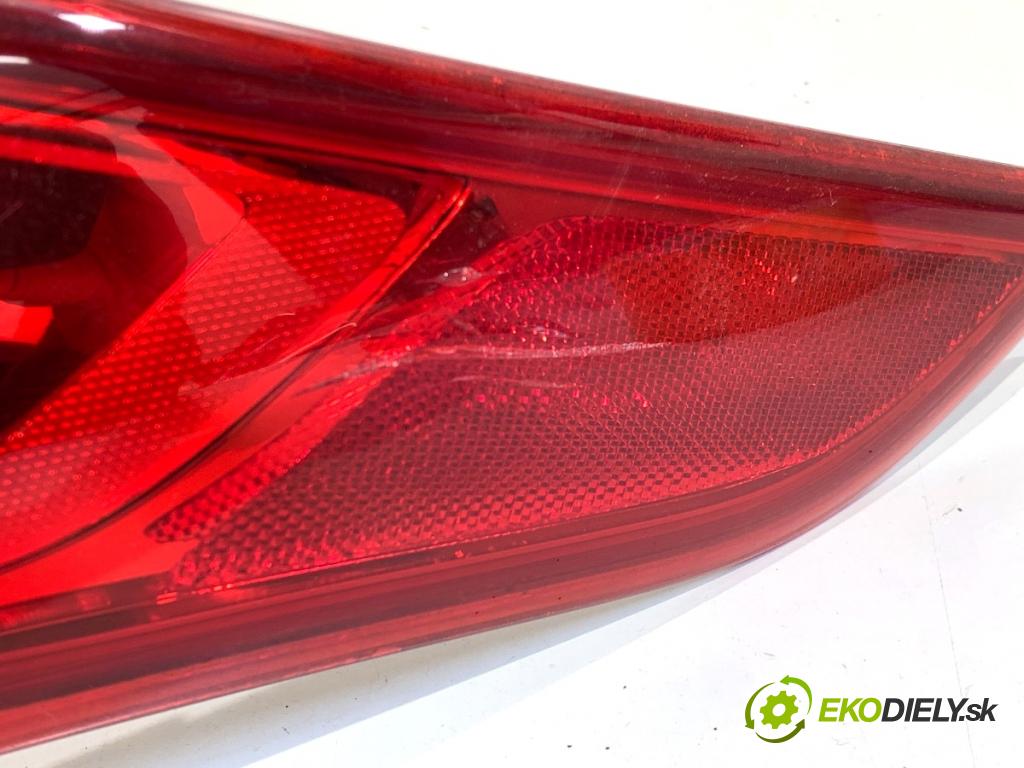 FORD KUGA II SUV 2014 120 kW 2.0 TDCi 4x4 1997 Svetlo pravy zad CV4413404BH