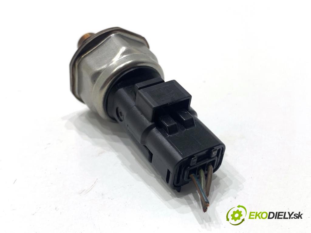 FORD KUGA II SUV 2014 120 kW 2.0 TDCi 4x4 1997 Snímač tlaku paliva 9663305480 (Snímač)