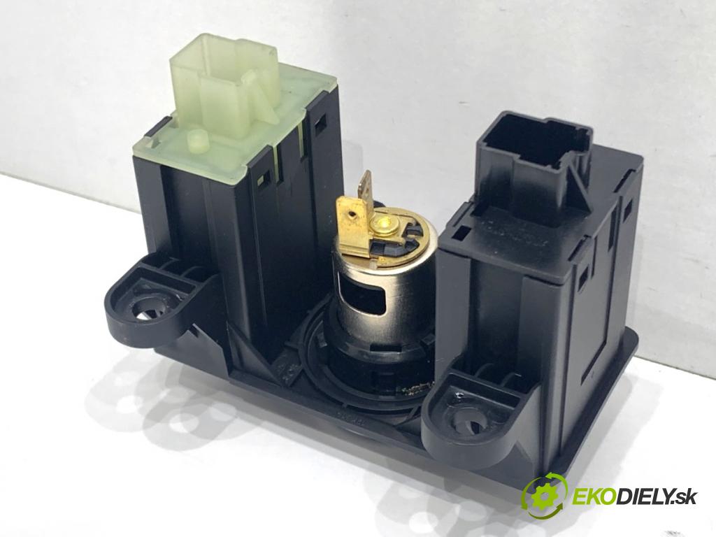 FORD KUGA II SUV 2014 120 kW 2.0 TDCi 4x4 1997 SPÍNAČE: ohrievania, vyhrievania sedačky CJ5T-19K314-BA