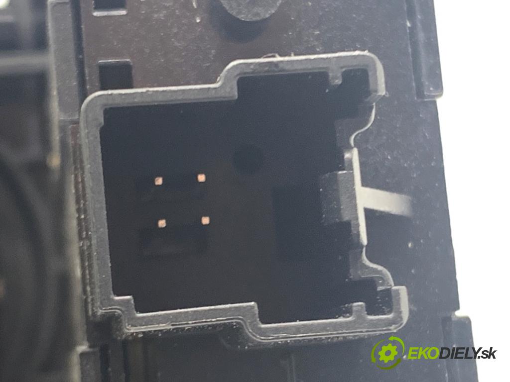 FORD KUGA II SUV 2014 120 kW 2.0 TDCi 4x4 1997 SPÍNAČE: ohrievania, vyhrievania sedačky CJ5T-19K314-BA