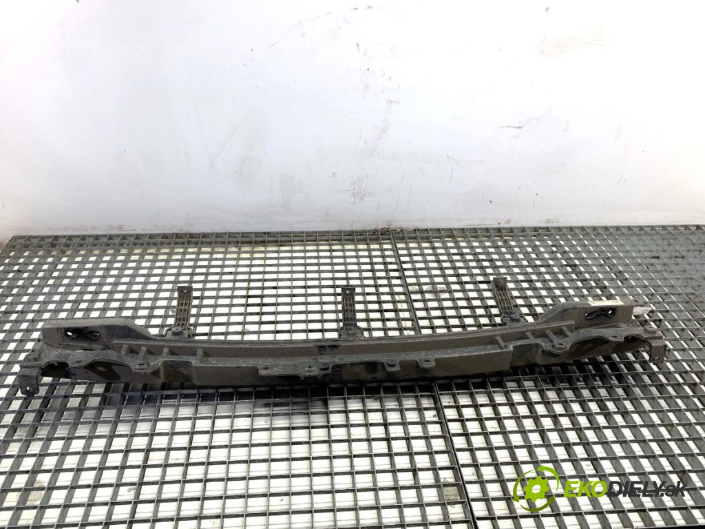 KIA CEED liftback 2022 88 kW 1.0 T-GDI 998 výztuha nárazníka zadní část 86631-J7000 (Zadní výztuha)