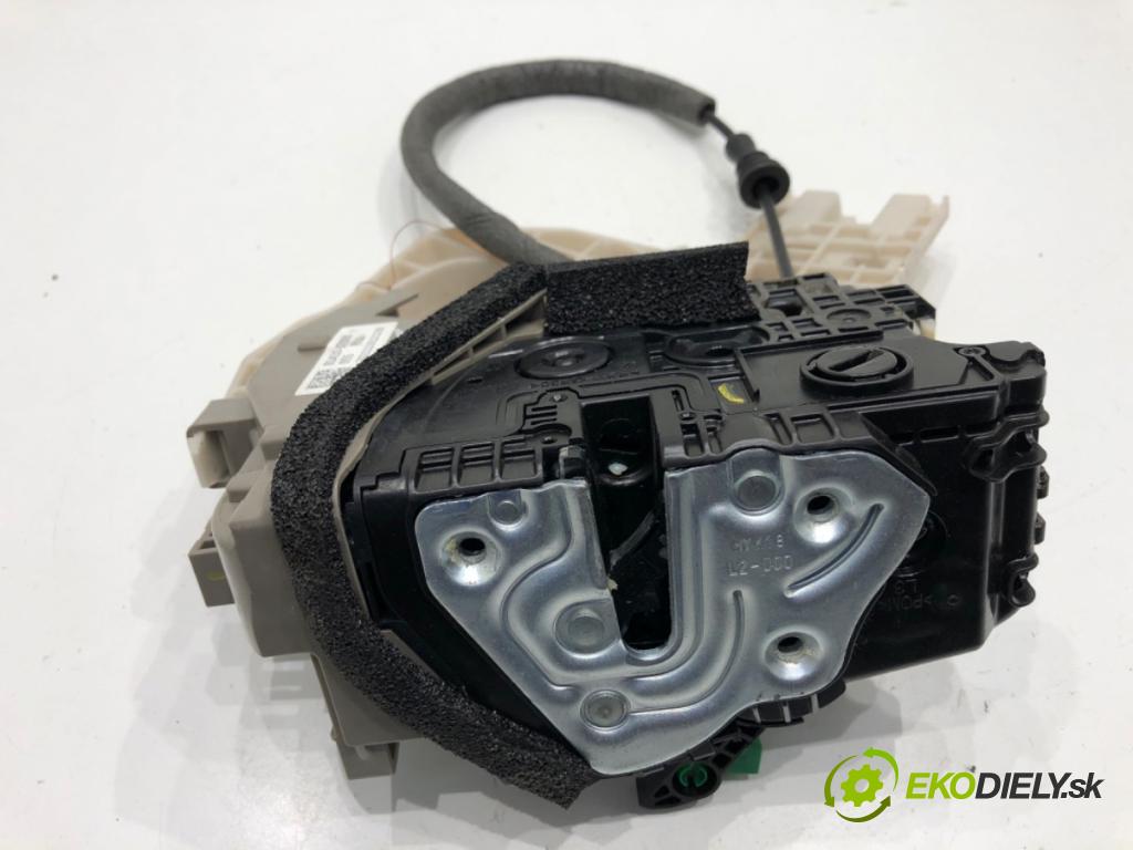 KIA CEED liftback 2022 88 kW 1.0 T-GDI 998 zámok Dvere ľavy zad 81410-J7000