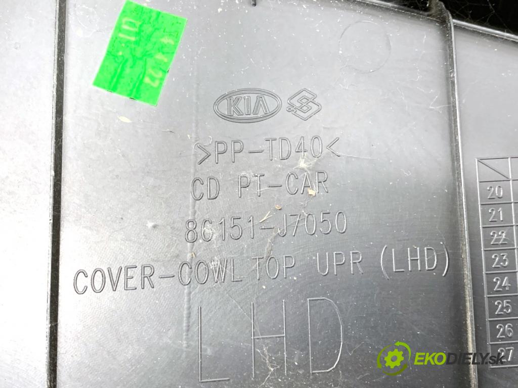 KIA CEED liftback 2022 88 kW 1.0 T-GDI 998 Torpédo, plast pod čelné okno 86151-J7050 (Torpédo (plast pod čelným sklom))