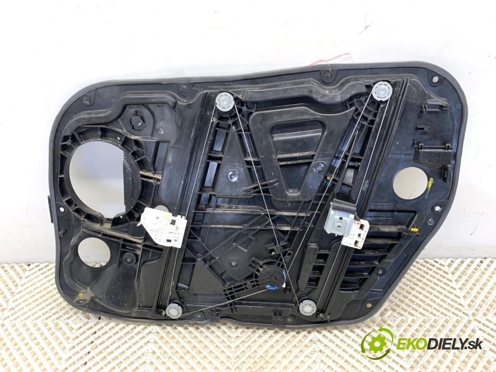 KIA CEED liftback 2022 88 kW 1.0 T-GDI 998 Mechanizmus okna ľavy predný 82470-J7000