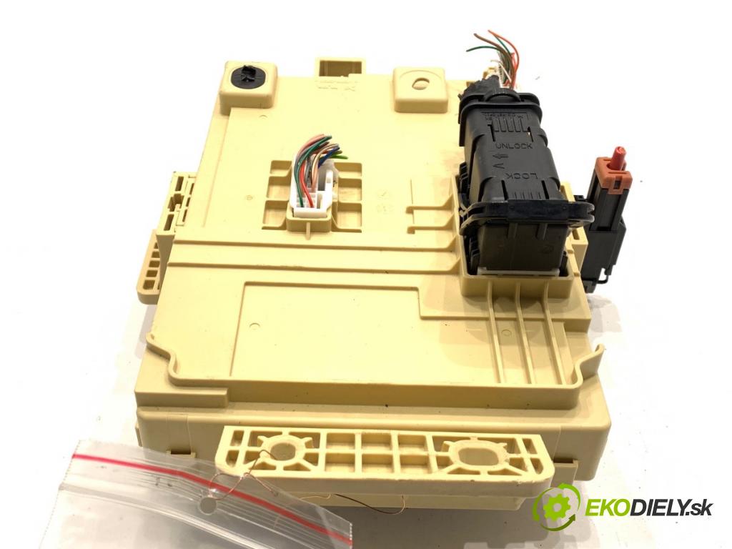 KIA CEED liftback 2022 88 kW 1.0 T-GDI 998 Modul BSI 91957-J7600 (Poistková skrinka)