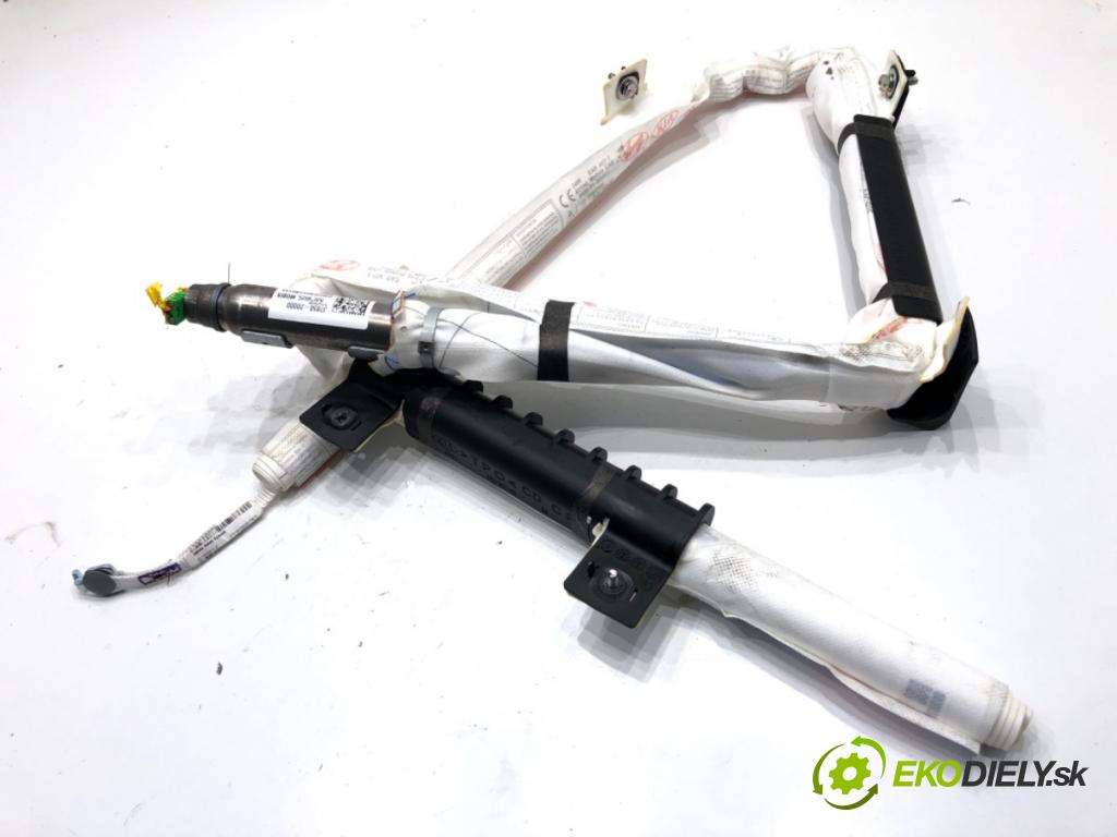 KIA CEED liftback 2022 88 kW 1.0 T-GDI 998 Stropný pravy J7850-2000