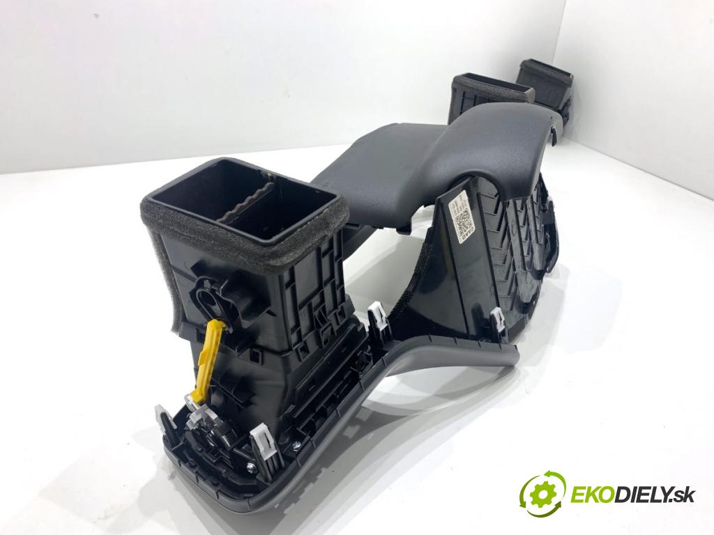 KIA CEED liftback 2022 88 kW 1.0 T-GDI 998 Mriežky kúrenia predný 84830-J7AA0