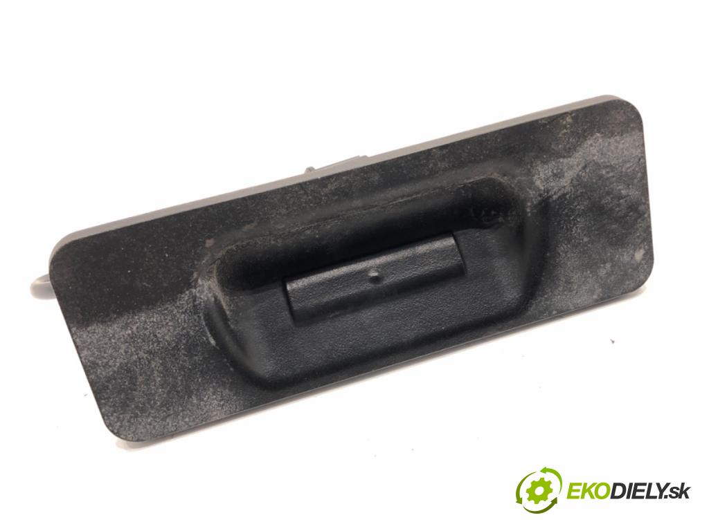 KIA CEED liftback 2022 88 kW 1.0 T-GDI 998 Kľučka dverí zad 