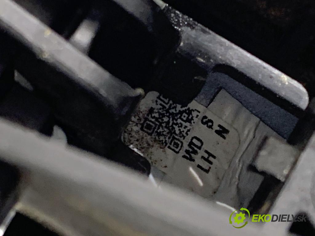 KIA CEED liftback 2022 88 kW 1.0 T-GDI 998 Kľučka vonkajšia ľavy predný