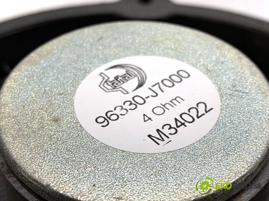 KIA CEED liftback 2022 88 kW 1.0 T-GDI 998 reproduktory 96330-J7000