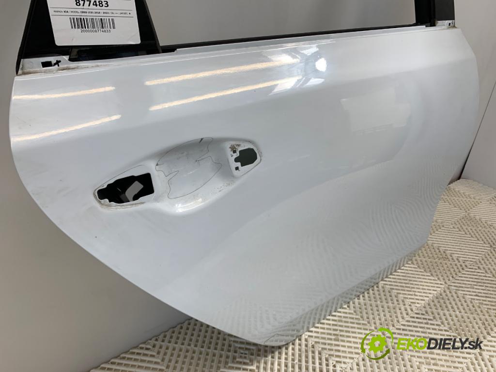 KIA CEED liftback 2022 88 kW 1.0 T-GDI 998 dveře pravý zadní část WD