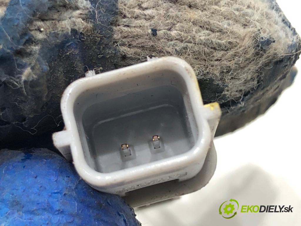 KIA CEED liftback 2022 88 kW 1.0 T-GDI 998 Snímač ABS pravy predný 59830-J7300