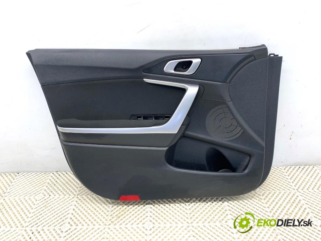 KIA CEED liftback 2022 88 kW 1.0 T-GDI 998 čalúnenie Dvere ľavy predný 
