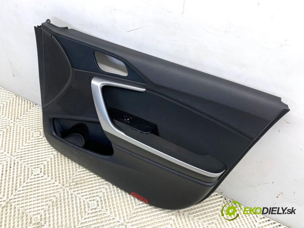 KIA CEED liftback 2022 88 kW 1.0 T-GDI 998 čalúnenie Dvere pravy predný