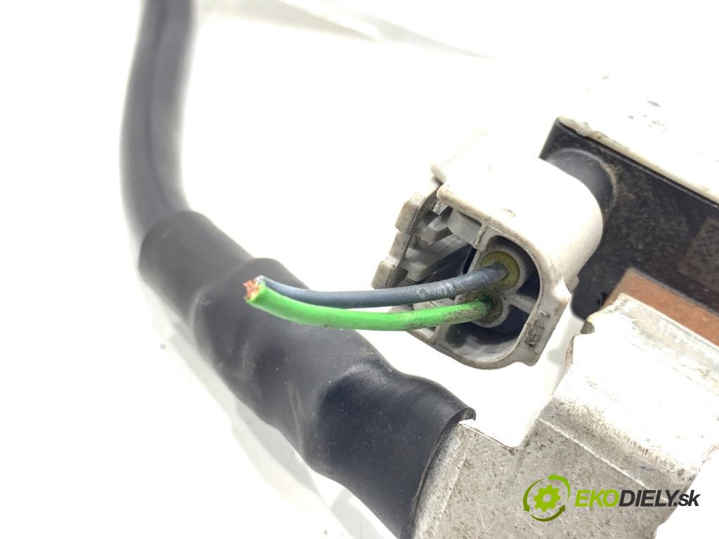 KIA CEED liftback 2022 88 kW 1.0 T-GDI 998 svorka MINUS: 37180-J7300