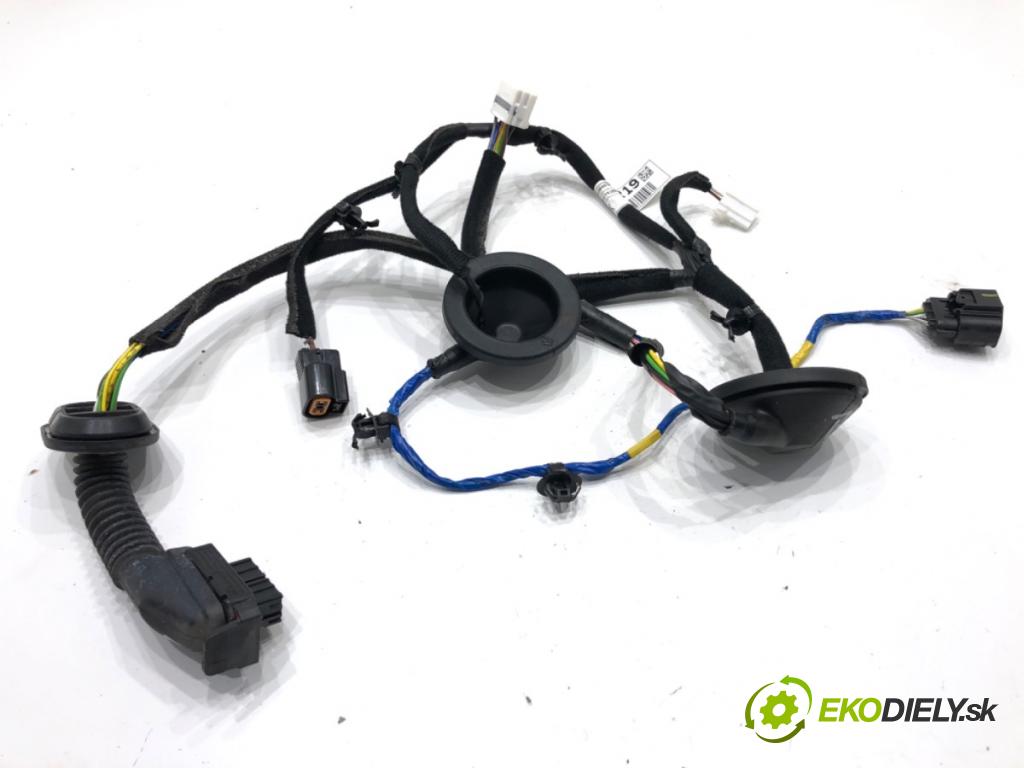 KIA CEED liftback 2022 88 kW 1.0 T-GDI 998 Káblovačka Dvere zad pravy 91635-J7190