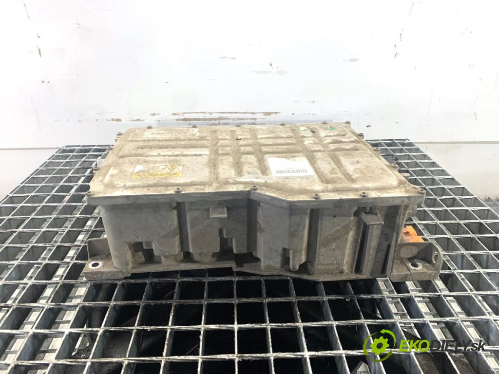 PEUGEOT 3008 SUV 2021 147 kW Hybrid4 (M45GBU) 1598 INVERTOR: invertor Menič NAPÄTIA: 9848353980