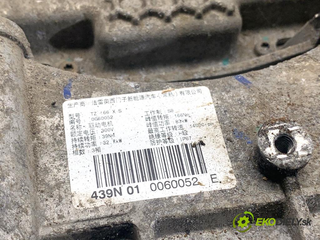 PEUGEOT 3008 SUV 2021 147 kW Hybrid4 (M45GBU) 1598 motor elektrický 3V9N