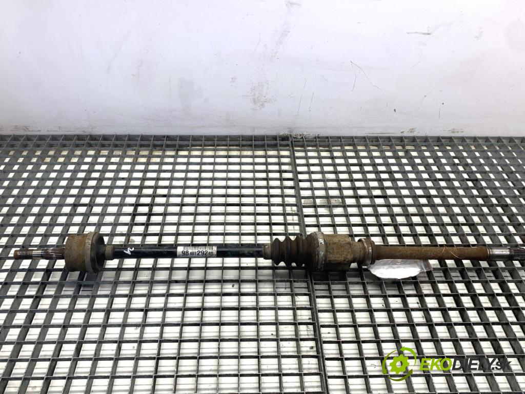 PEUGEOT 3008 SUV 2021 147 kW Hybrid4 (M45GBU) 1598 Poloos pravy zad 9840129280