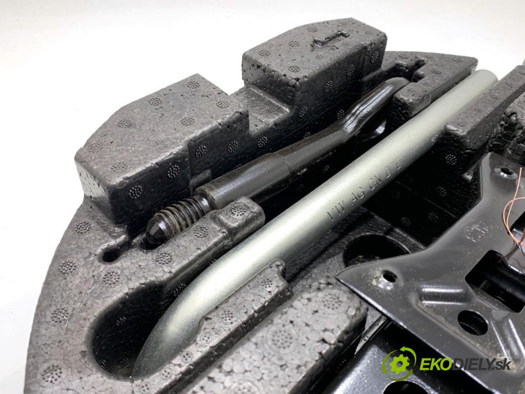 SKODA KAMIQ SUV 2023 81 kW 1.0 TSI 999 Súprava náradia