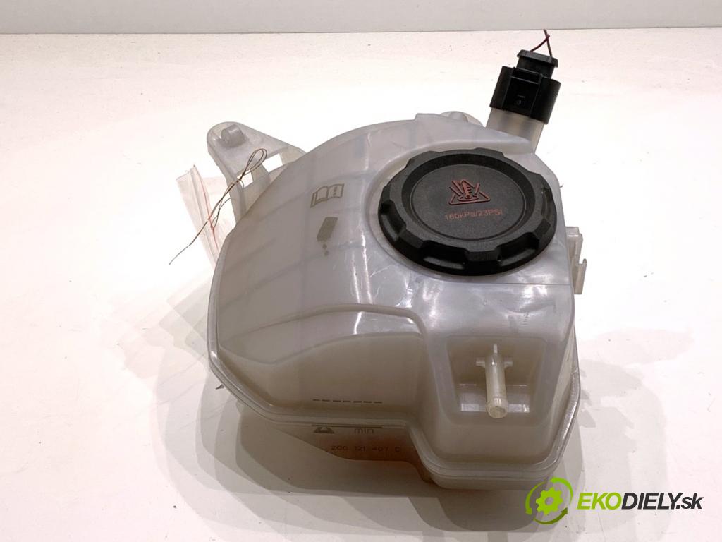 SKODA KAMIQ SUV 2023 81 kW 1.0 TSI 999 nádržka vyrovnávací kapaliny chadicího 2Q0121407