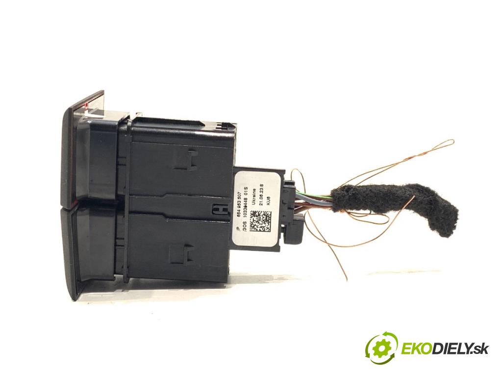 SKODA KAMIQ SUV 2023 81 kW 1.0 TSI 999 Spínač svetiel výstražných (núdzových) 654953507 (Prepínacie páčky pod volantom)