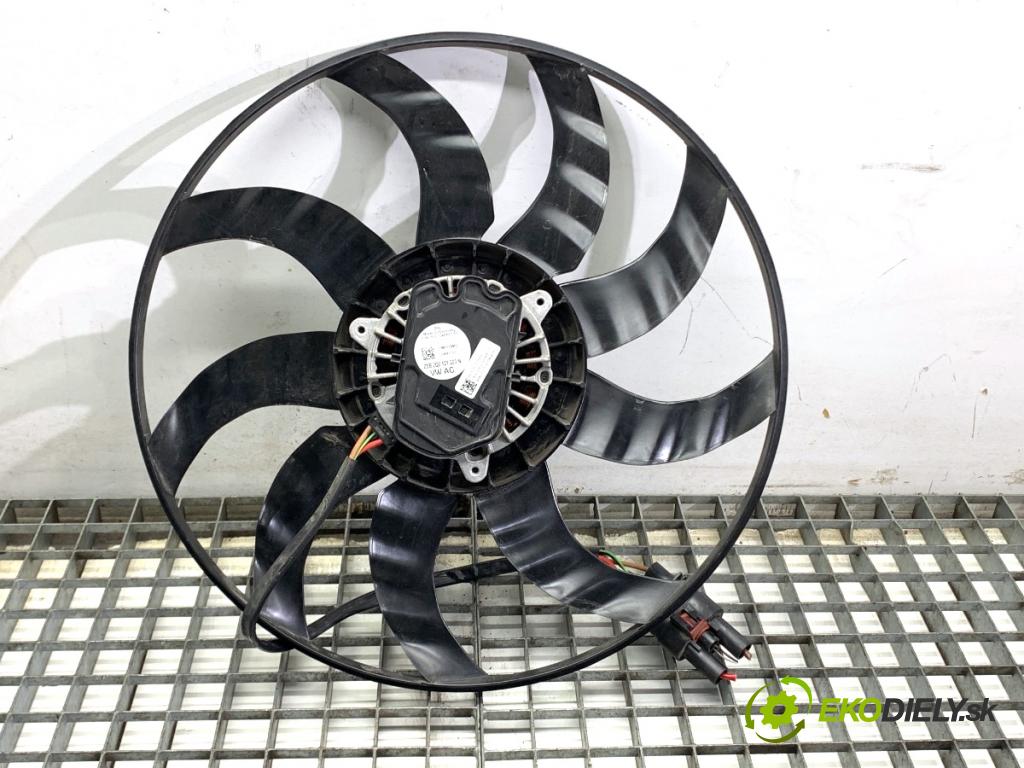 SKODA KAMIQ SUV 2023 81 kW 1.0 TSI 999 Ventilátor chladiča 2Q0121203N (Ventilátor)