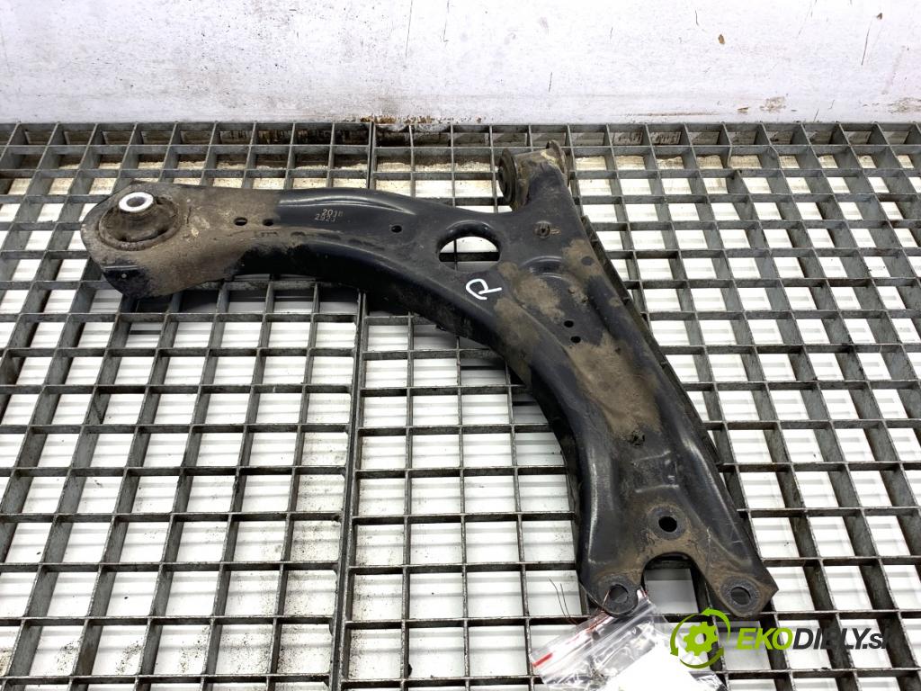 SKODA KAMIQ SUV 2023 81 kW 1.0 TSI 999 Rameno pravy predný 